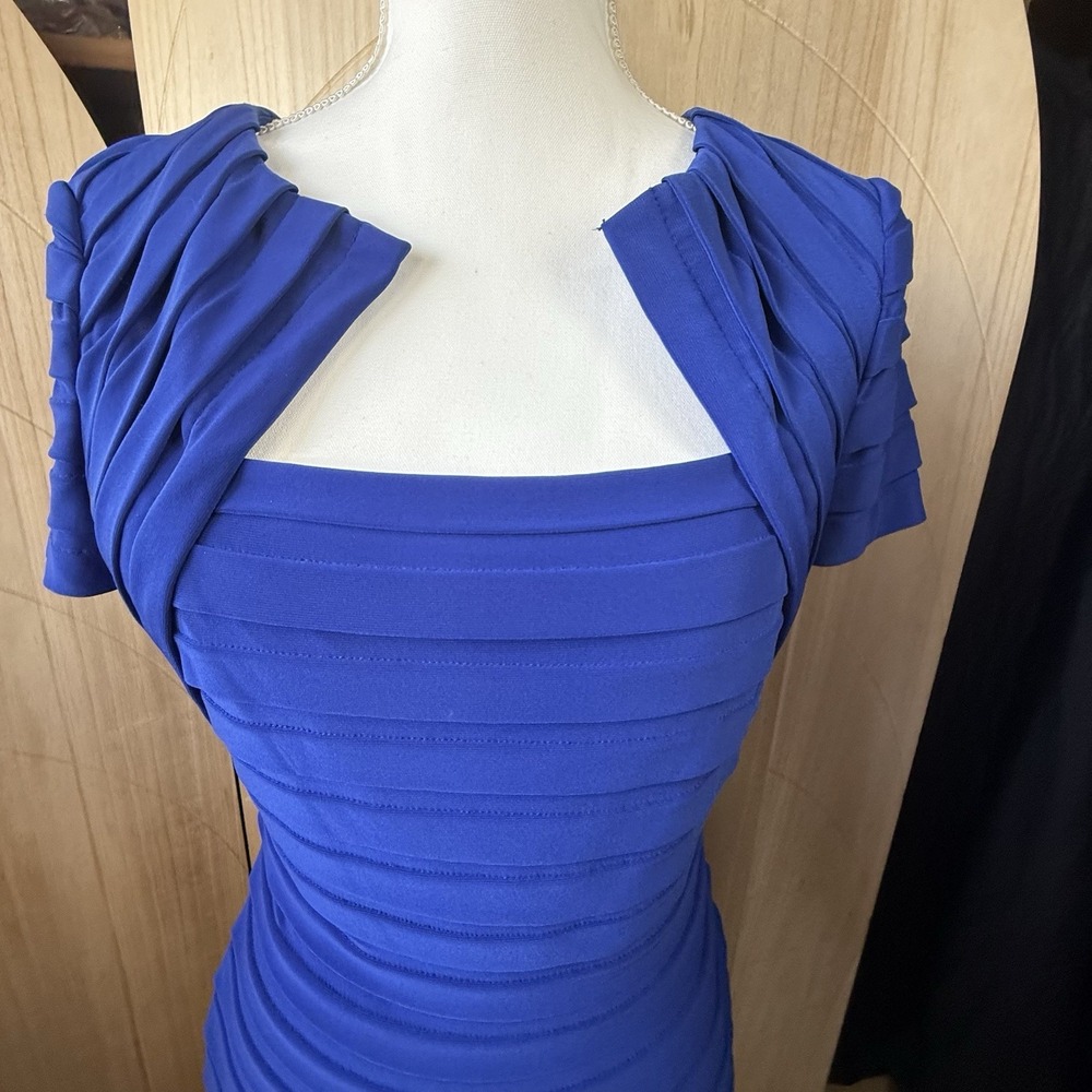 Adrianna Papell Womens 4 Blue Tiered Pleated Sheath Dress Short Sleeve Formal